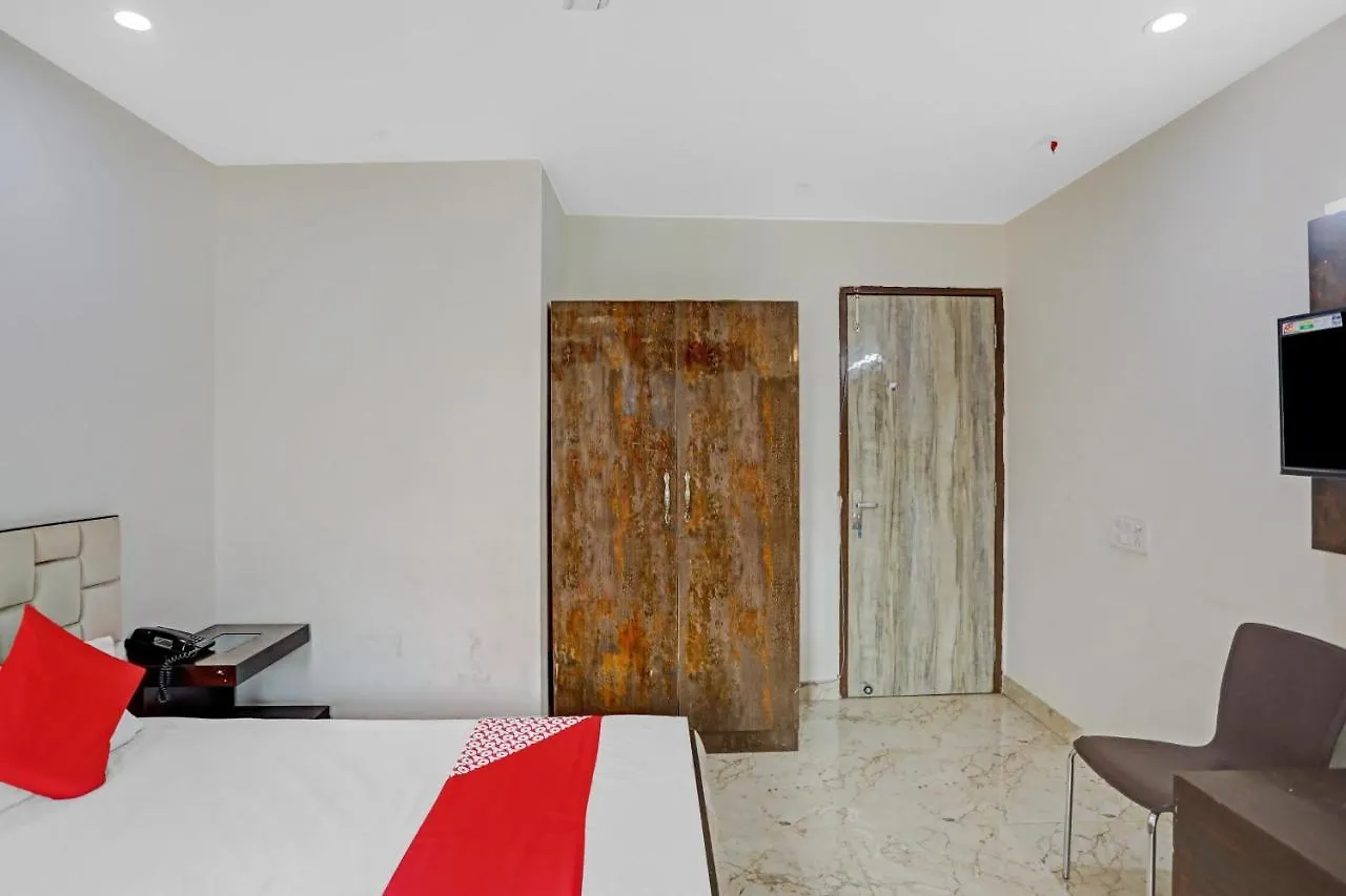 Hotel Spot On Mahalakshmi Inn Near Lotus Temple Delhi