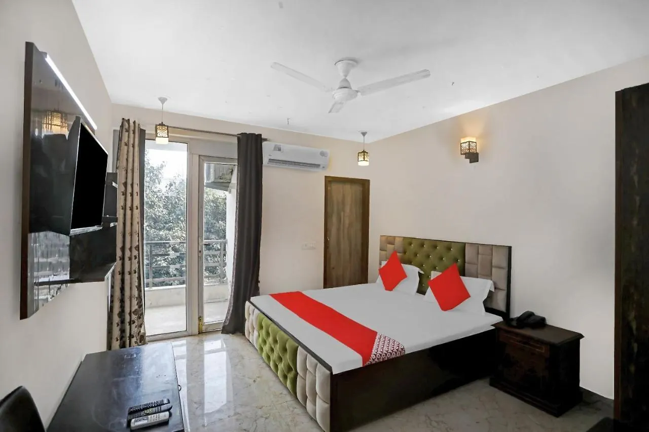 Spot On Mahalakshmi Inn Near Lotus Temple Delhi  Hotel Delhi (National Capital Territory of India)