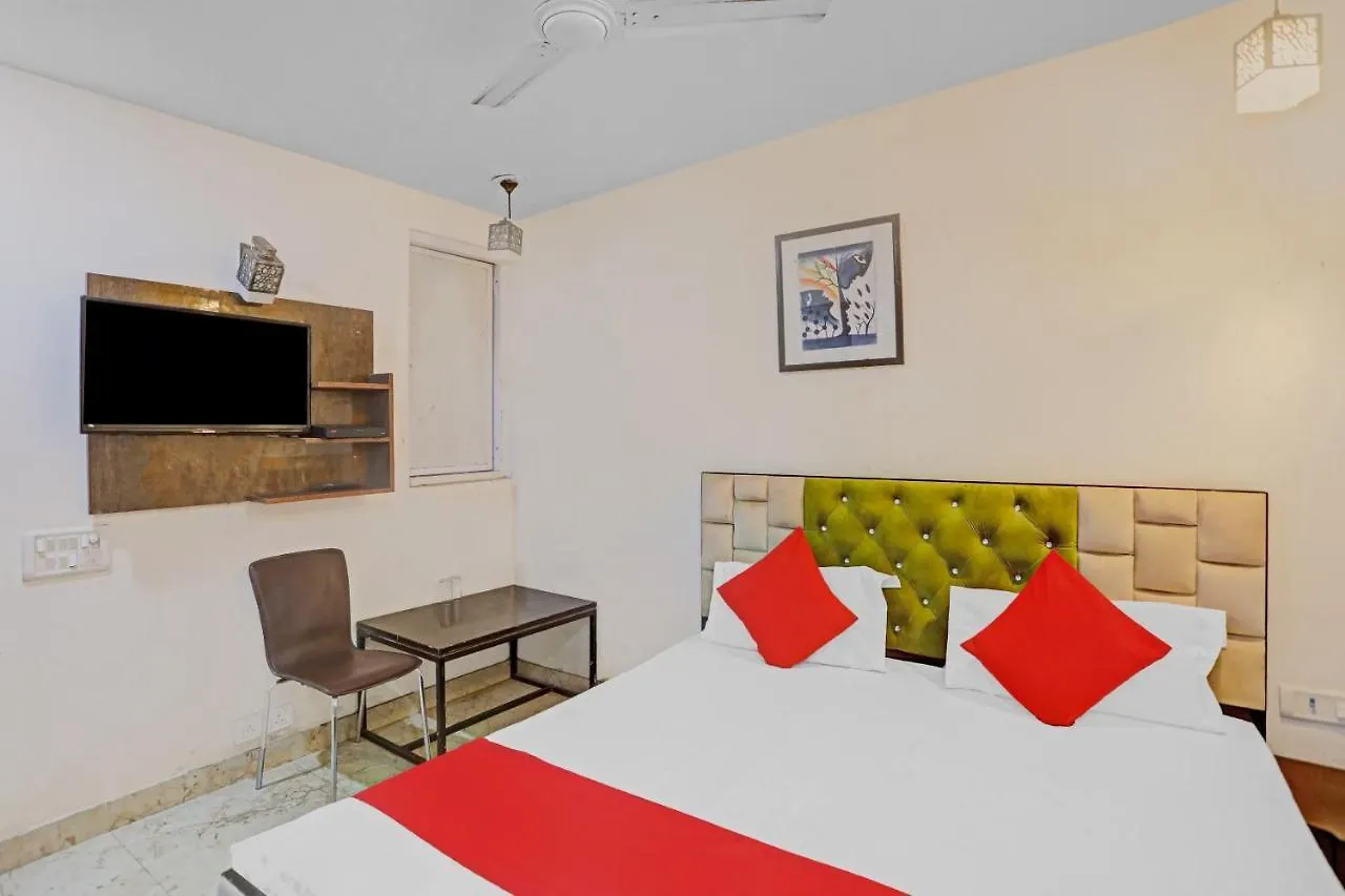 Spot On Mahalakshmi Inn Near Lotus Temple Delhi  India